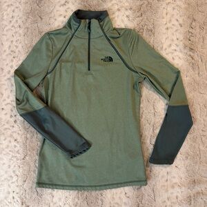 The North Face quarter zip S